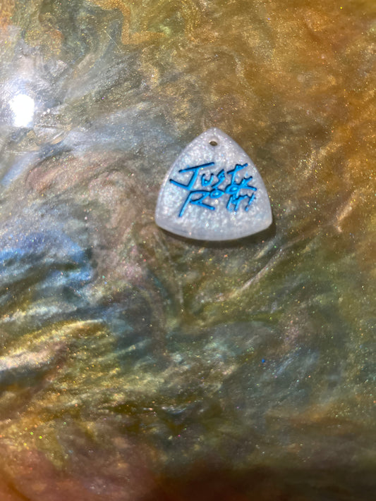 Guitar pick