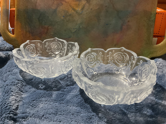 Glow in the dark bowls